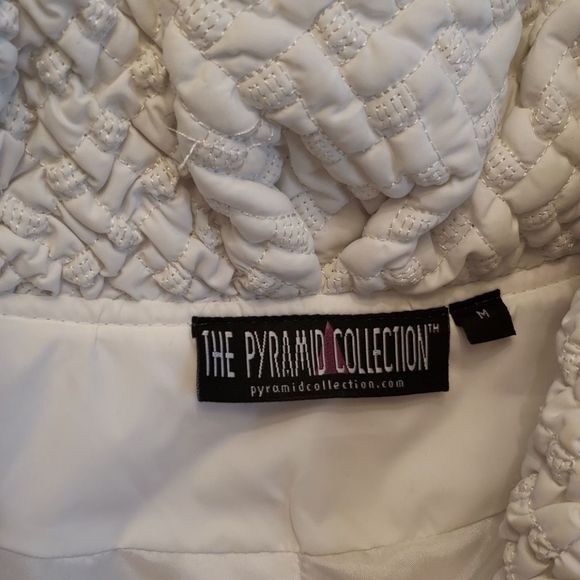 White Fashion Jacket - Picture 2 of 8